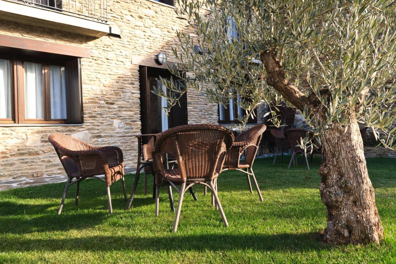 Casa Rural La Comella Tirvia Eksteriør billede