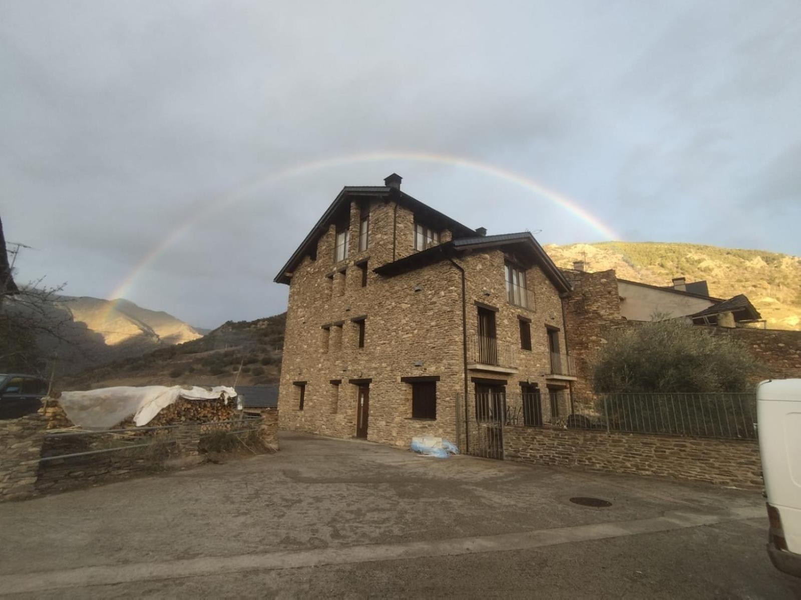 Casa Rural La Comella Tirvia Eksteriør billede