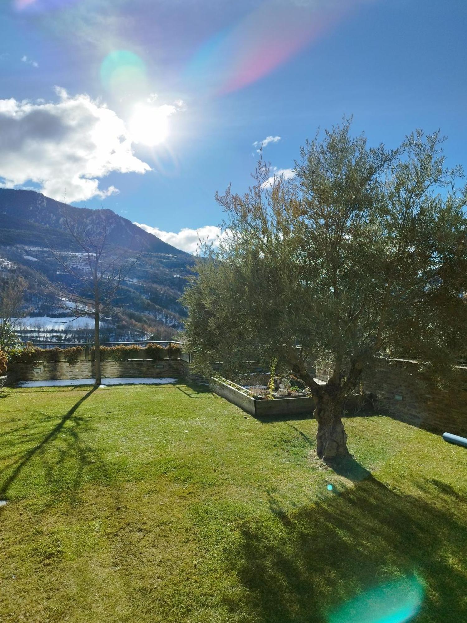 Casa Rural La Comella Tirvia Eksteriør billede