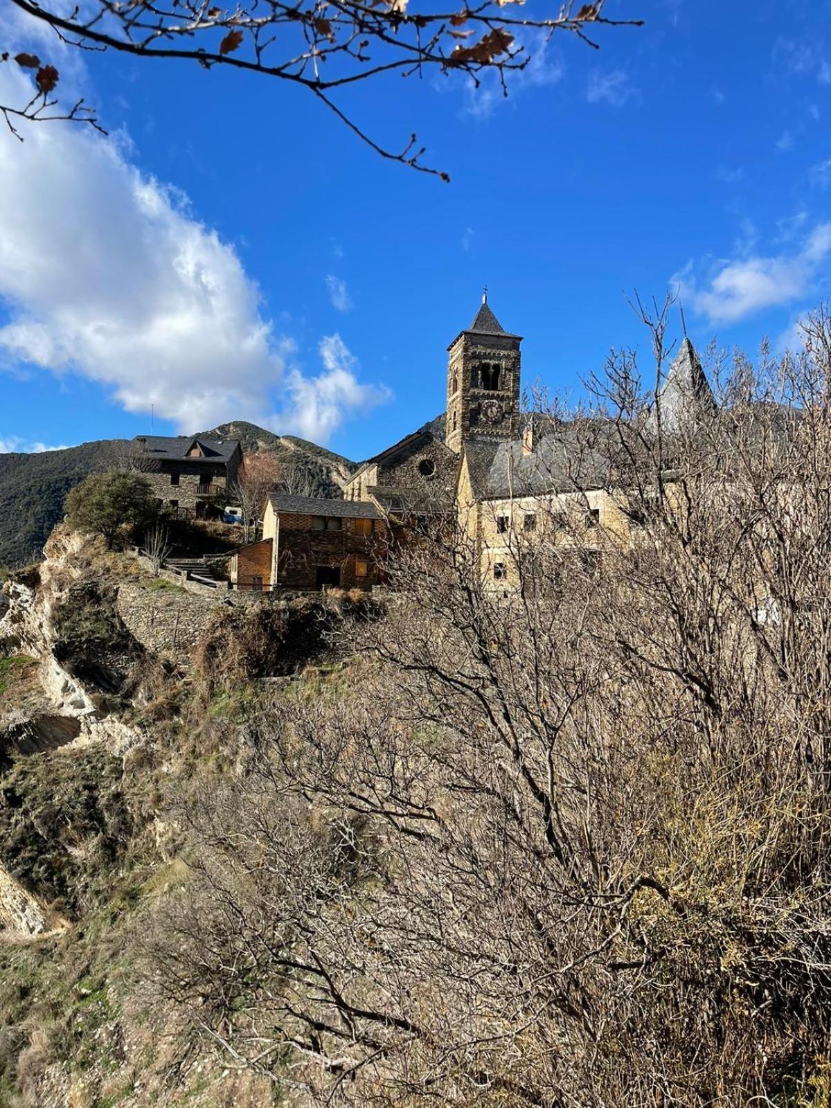 Casa Rural La Comella Tirvia Eksteriør billede