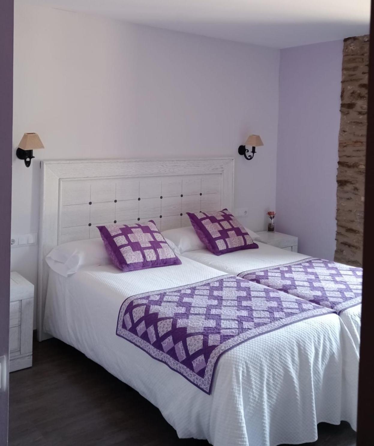 Casa Rural La Comella Tirvia Eksteriør billede